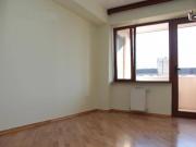 Satılır 4 otaqlı 102 m2 köhnə tikili Sahil m.