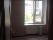 Satılır 2 otaqlı 32 m2 köhnə tikili Elmlər Akademiyası m.