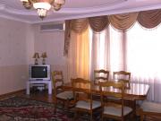 İcarəyə verilir 3 otaqlı 168 m2 yeni tikili Montin