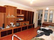 Satılır 3 otaqlı 72 m2 köhnə tikili Elmlər Akademiyası m.