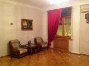 Satılır 4 otaqlı 135 m2 köhnə tikili İçəri Şəhər m.