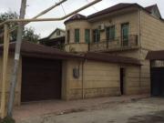 İcarəyə verilir 6 otaqlı 360 m2 həyət evi Şah İsmayıl Xətai m.