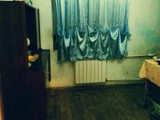Satılır 4 otaqlı 90 m2 köhnə tikili 8 km