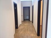 İcarəyə verilir 5 otaqlı 0 m2 obyekt İnşaatçılar m.