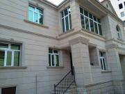 Satılır 5 otaqlı 240 m2 bağ evi İnşaatçılar m.