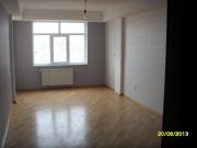 Satılır 4 otaqlı 150 m2 yeni tikili İnşaatçılar m.