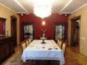 İcarəyə verilir 4 otaqlı 240 m2 yeni tikili Bayıl