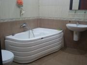 İcarəyə verilir 3 otaqlı 138 m2 yeni tikili İnşaatçılar m.