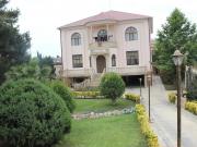 Satılır 10 otaqlı 564 m2 həyət evi Bakıxanov