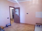 Satılır 2 otaqlı 75 m2 yeni tikili İnşaatçılar m.