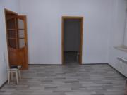 İcarəyə verilir 3 otaqlı 100 m2 obyekt 28 May m.