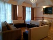 İcarəyə verilir 4 otaqlı 206 m2 yeni tikili Nəriman Nərimanov m.