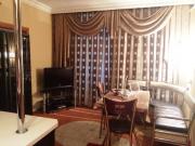 İcarəyə verilir 3 otaqlı 120 m2 köhnə tikili İçəri Şəhər m.