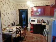 Satılır 3 otaqlı 70 m2 köhnə tikili İnşaatçılar m.