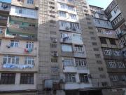 Satılır 3 otaqlı 80 m2 köhnə tikili İnşaatçılar m.