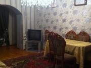 Satılır 4 otaqlı 100 m2 köhnə tikili Badamdar