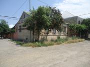 Satılır 8 otaqlı 2850 m2 bağ evi Gəncə