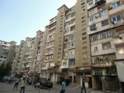 Satılır 3 otaqlı 90 m2 köhnə tikili Yasamal r.