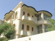 İcarəyə verilir 10 otaqlı 800 m2 həyət evi Gənclik m.