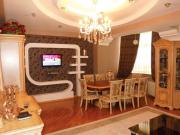 Satılır 3 otaqlı 126 m2 yeni tikili İnşaatçılar m.