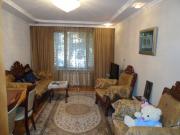 Satılır 3 otaqlı 80 m2 köhnə tikili Elmlər Akademiyası m.