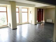 İcarəyə verilir 4 otaqlı 180 m2 obyekt Nizami m.