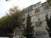 Satılır 2 otaqlı 60 m2 köhnə tikili Elmlər Akademiyası m.
