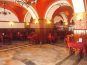 İcarəyə verilir 3 otaqlı 194 m2 obyekt 28 May m.