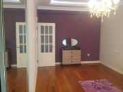 İcarəyə verilir 4 otaqlı 170 m2 yeni tikili Gənclik m.