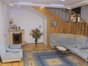 İcarəyə verilir 6 otaqlı 450 m2 həyət evi İçəri Şəhər m.