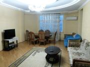 İcarəyə verilir 4 otaqlı 200 m2 yeni tikili Şah İsmayıl Xətai m.