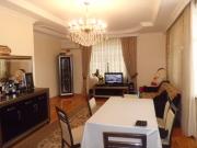 Satılır 6 otaqlı 260 m2 həyət evi Bülbülə