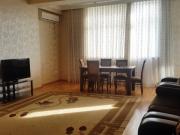 İcarəyə verilir 4 otaqlı 160 m2 yeni tikili Nəriman Nərimanov m.