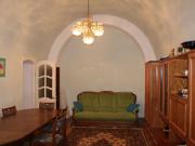 Satılır 4 otaqlı 100 m2 köhnə tikili Sahil m.