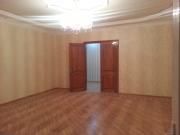 Satılır 4 otaqlı 150 m2 köhnə tikili 8 mkr