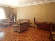 İcarəyə verilir 5 otaqlı 200 m2 yeni tikili Nəsimi r.