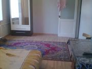 Satılır 2 otaqlı 0 m2 köhnə tikili İnşaatçılar m.