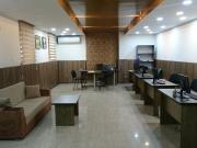 İcarəyə verilir 0 otaqlı 85 m2 obyekt 28 May m.