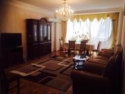 İcarəyə verilir 3 otaqlı 150 m2 yeni tikili Montin