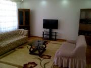 Satılır 3 otaqlı 130 m2 yeni tikili Elmlər Akademiyası m.