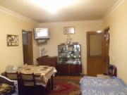 Satılır 2 otaqlı 45 m2 köhnə tikili Elmlər Akademiyası m.