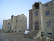 Satılır 10 otaqlı 1100 m2 həyət evi Novxanı