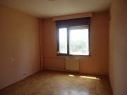 Satılır 4 otaqlı 110 m2 köhnə tikili Elmlər Akademiyası m.