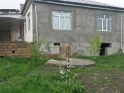 Satılır 3 otaqlı 4 m2 bağ evi Qusar