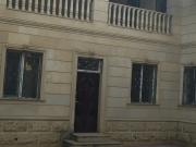 Satılır 10 otaqlı 27 m2 həyət evi Novxanı