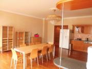 İcarəyə verilir 5 otaqlı 410 m2 yeni tikili 28 May m.