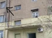 Satılır 4 otaqlı 120 m2 köhnə tikili Binə