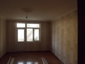 Satılır 3 otaqlı 75 m2 köhnə tikili Montin