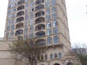 Satılır 2 otaqlı 70 m2 köhnə tikili İçəri Şəhər m.