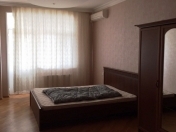 İcarəyə verilir 4 otaqlı 120 m2 yeni tikili Nəriman Nərimanov m.